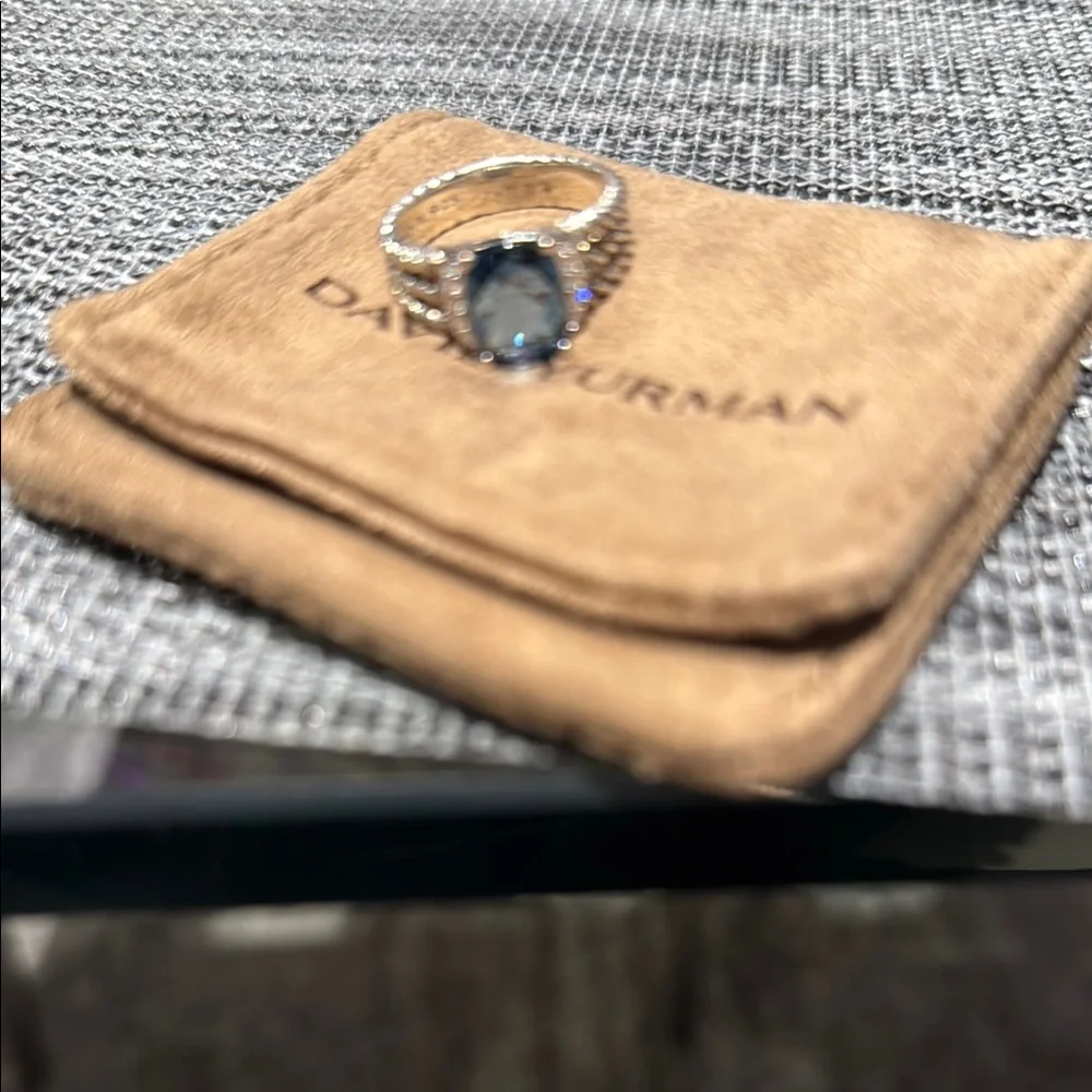 David Yurman Silver Ring with Blue Stone - Picture 2 of 4